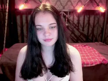 SnowWhiti  live sex cam