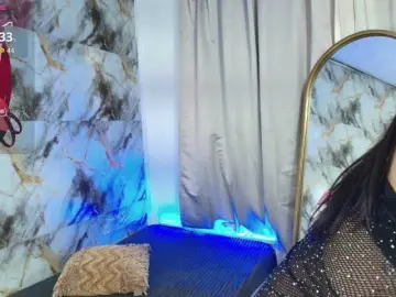 Aisha-brunette  live sex cam