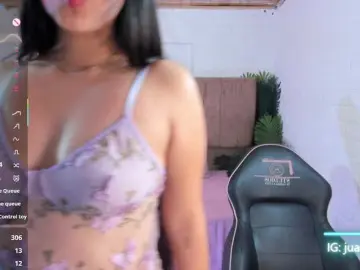 Juanita-tay  live sex cam
