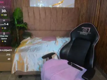 Juanita-tay  live sex cam