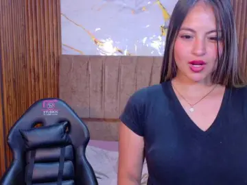 Juanita-tay  live sex cam