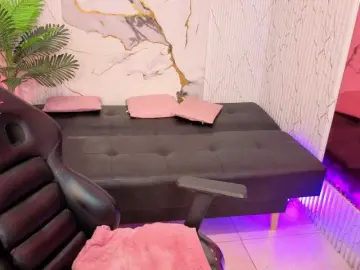 Juanita-tay  live sex cam
