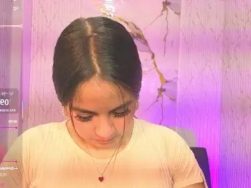 Juanita-tay  live sex cam