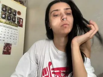 Rinariot  live sex cam