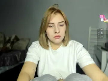 Virgokristy  live sex cam