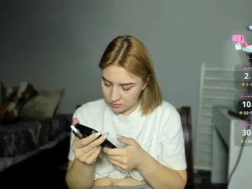 Virgokristy  live sex cam