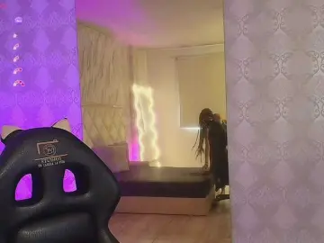 Cloee-tay1  live sex cam