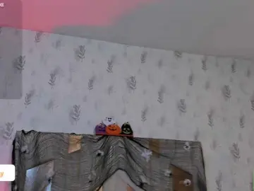 Cloee-tay1  live sex cam