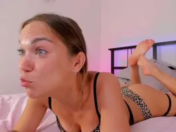 FloraAmbers  live sex cam