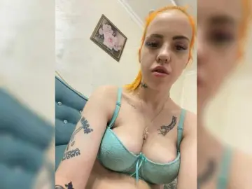 KARINA019  live sex cam