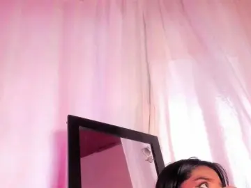 KathDolly  live sex cam
