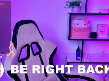 MiaScarlet  live sex cam