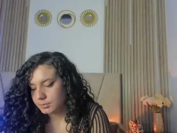 RachellJamess  live sex cam