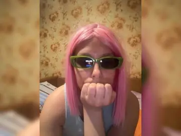 Tilda155  live sex cam