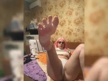 Tilda155  live sex cam