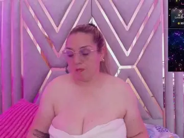 Agata-ruizz  live sex cam