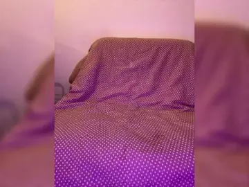 Peach-juice  live sex cam