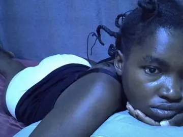 Princess-scovia  live sex cam