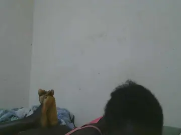 Princess-scovia  live sex cam