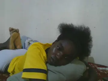 Princess-scovia  live sex cam