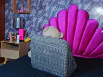 BELLA-ADAMSS  live sex cam