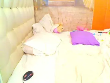 HOTLILLIE  live sex cam