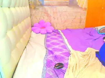 HOTLILLIE  live sex cam