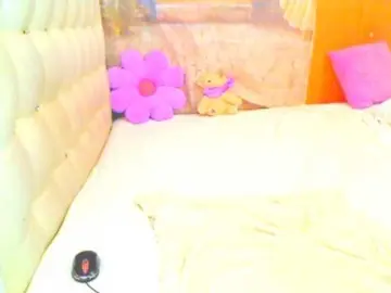 HOTLILLIE  live sex cam