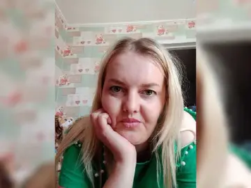 NellieVega  live sex cam