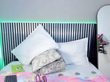 Nicole-Angels  live sex cam