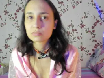 ReginaShine  live sex cam