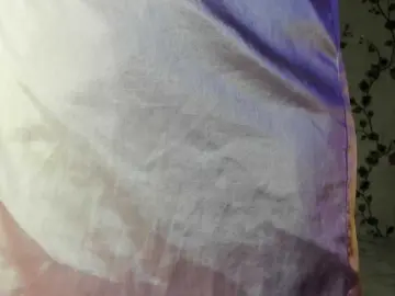 ReginaShine  live sex cam