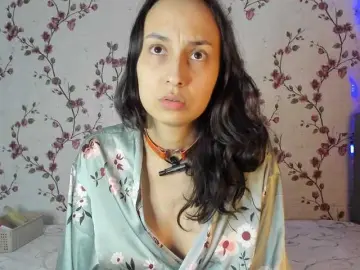 ReginaShine  live sex cam