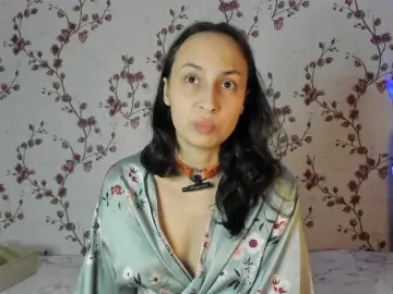 ReginaShine  live sex cam