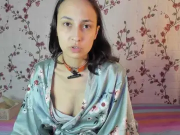 ReginaShine  live sex cam