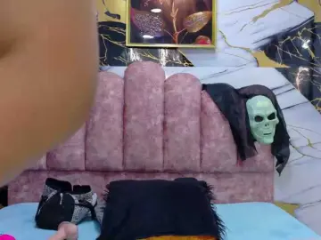 Sexynursemia  live sex cam