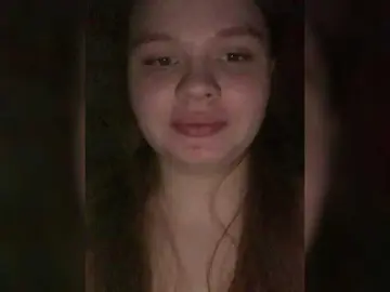 Bigmolly  live sex cam