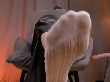 AnnaOreo  live sex cam