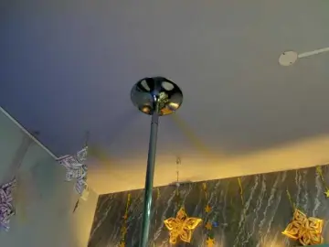 AnnieSanz  live sex cam