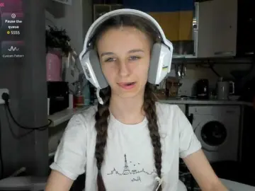 KikNika  live sex cam