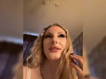 Rabbit2008  live sex cam