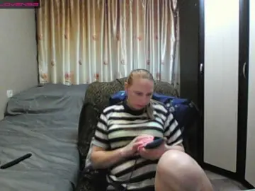 Sona891  live sex cam