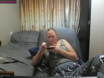 Sona891  live sex cam