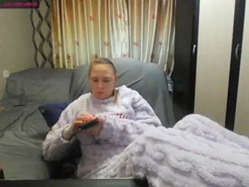 Sona891  live sex cam