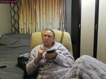 Sona891  live sex cam