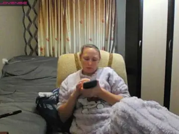 Sona891  live sex cam