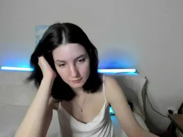 Victoria1  live sex cam