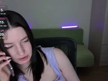 Victoria1  live sex cam