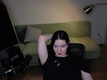Victoria1  live sex cam