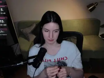 Victoria1  live sex cam